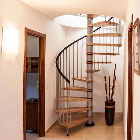 Duplex Frente A Pistas Apartment Ел Тартер Екстериор снимка